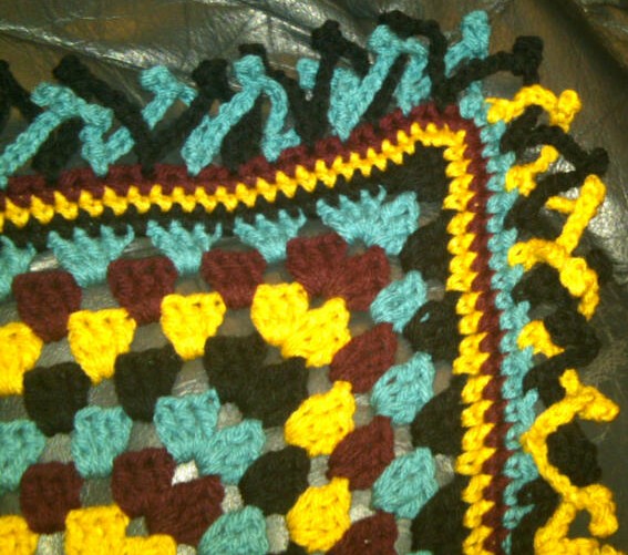 spiral granny border